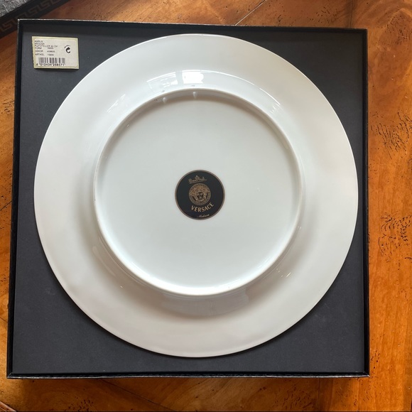 Versace x Rosenthal Ikarus Medusa Wall Plate in box with tags - Picture 5 of 7